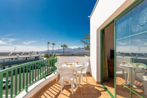 Apartamentos los Quiqueres Puerto del Carmen  Exterior foto